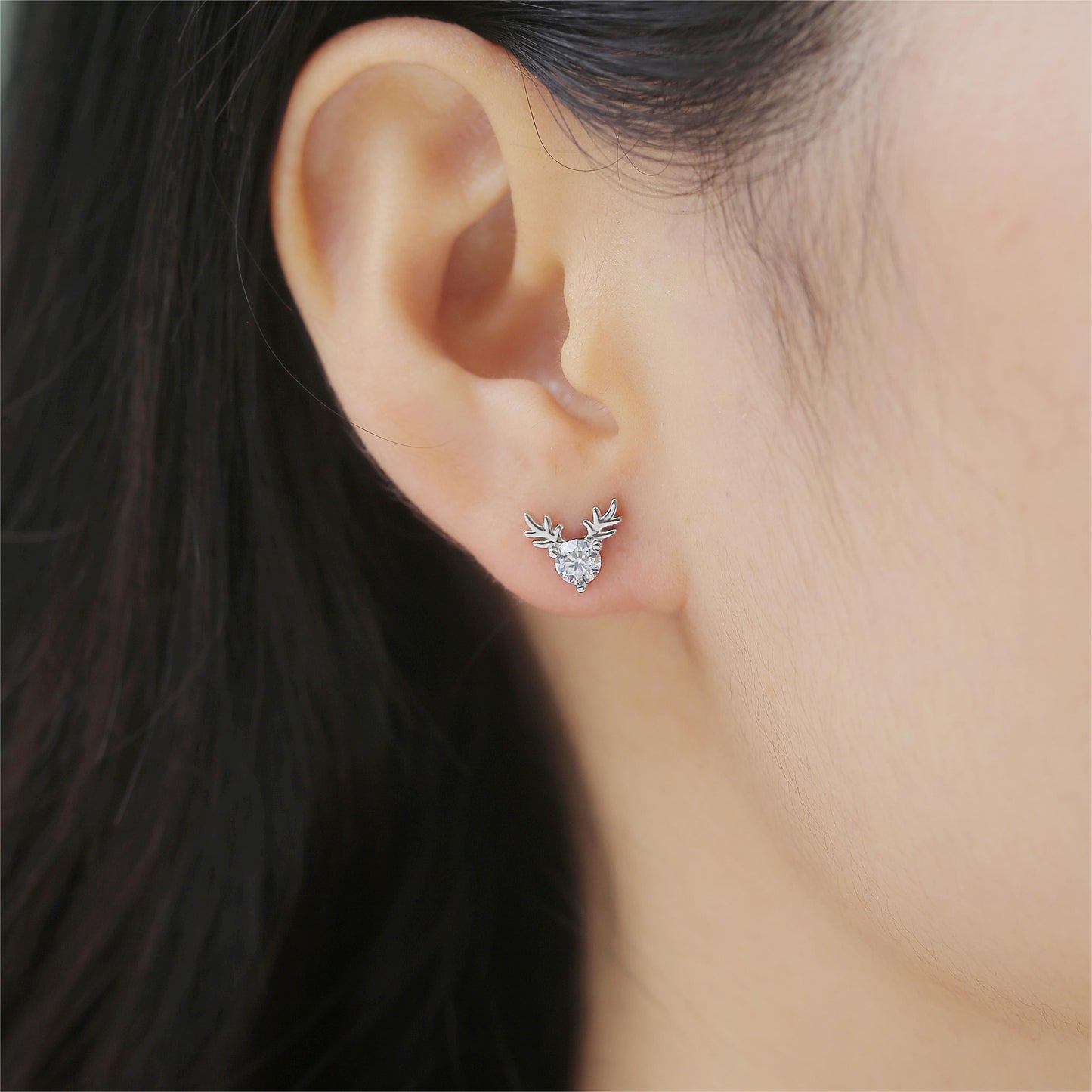 FairyLocus "Christmas Elk" Classic Round Cut Moissanite Diamond Stud Earrings D Color VVS1 FLZZERMS07 FairyLocus